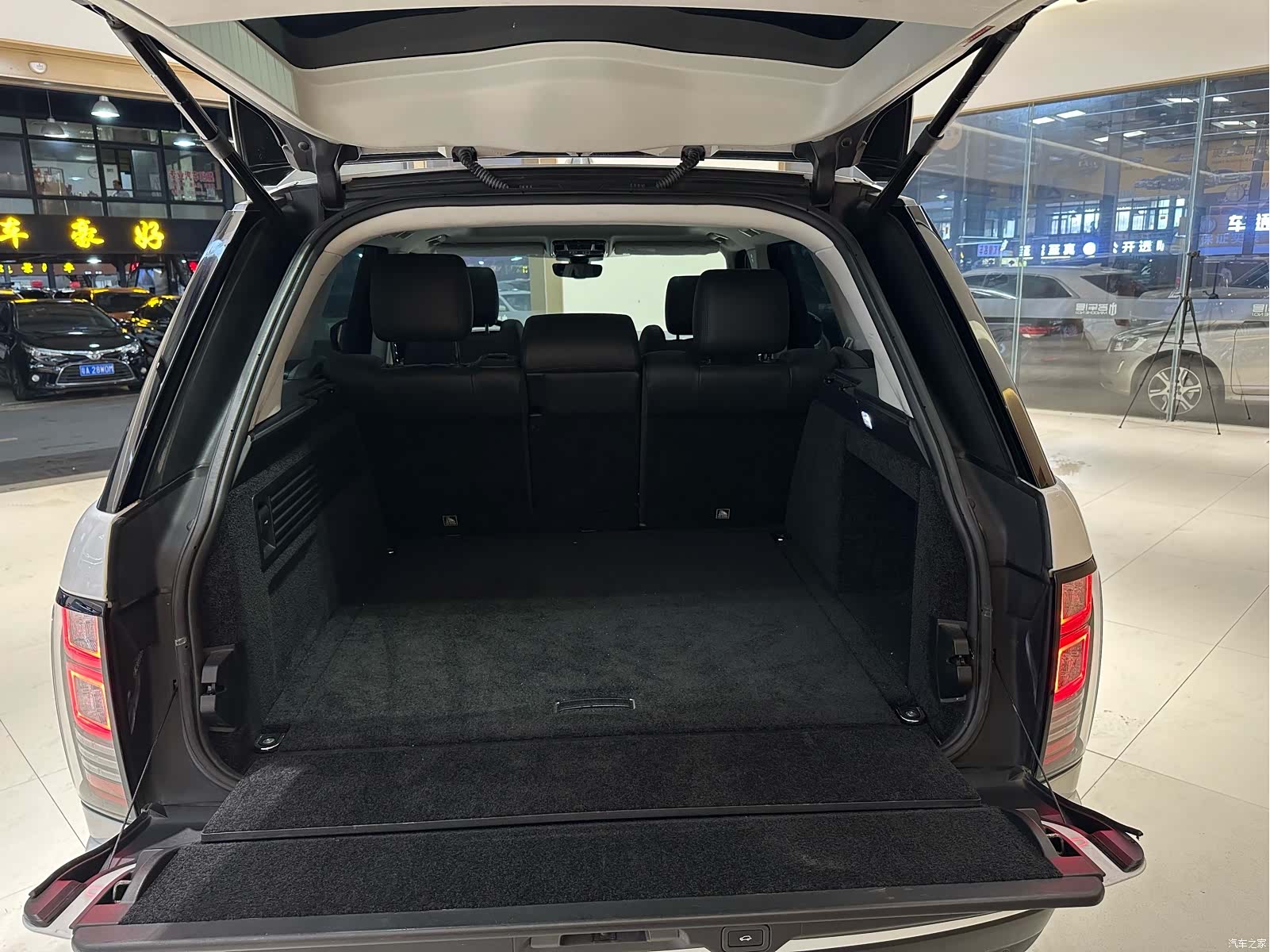 Land Rover Range Rover, 2018 26