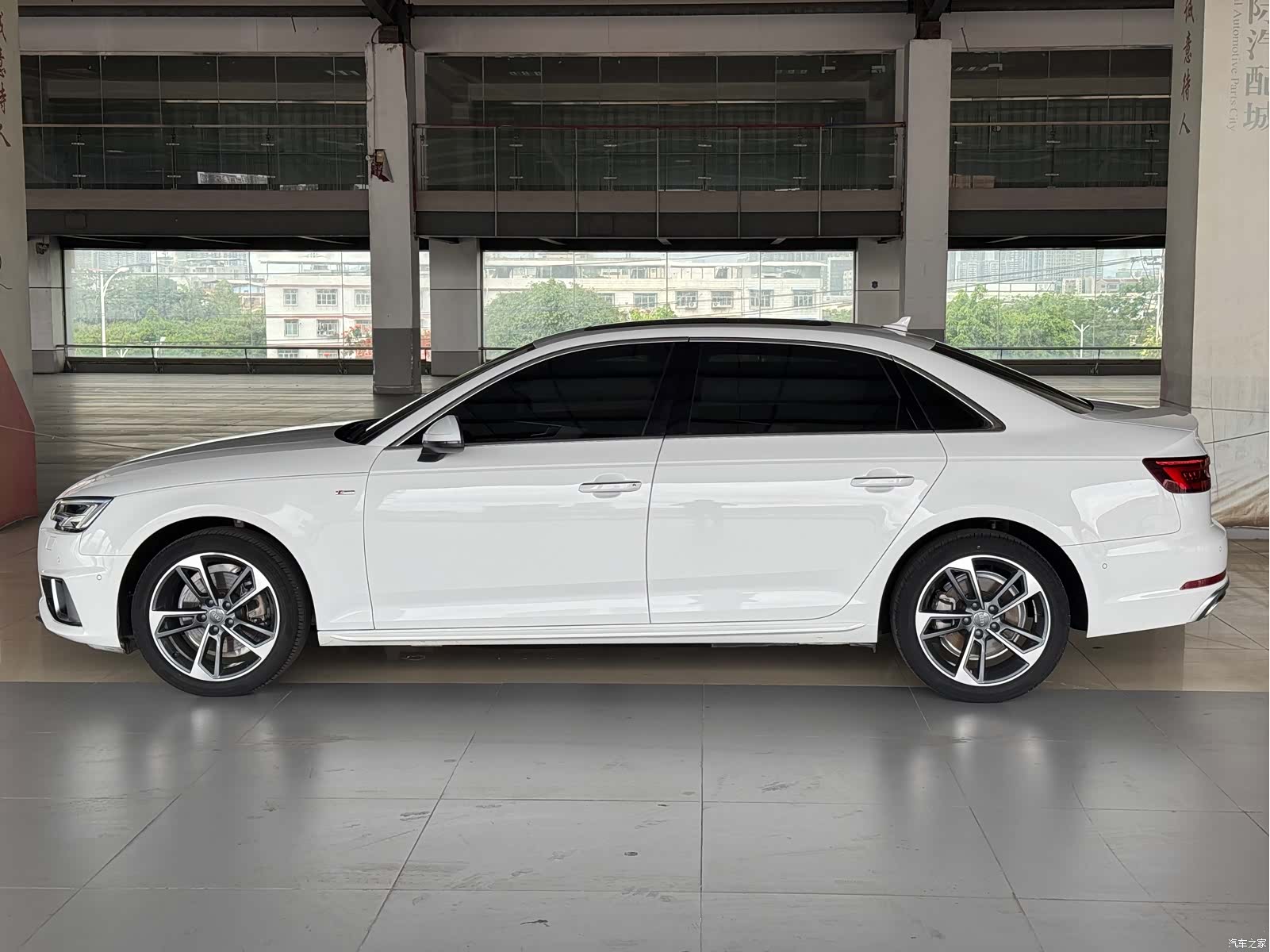 Audi A4L, 2020 3