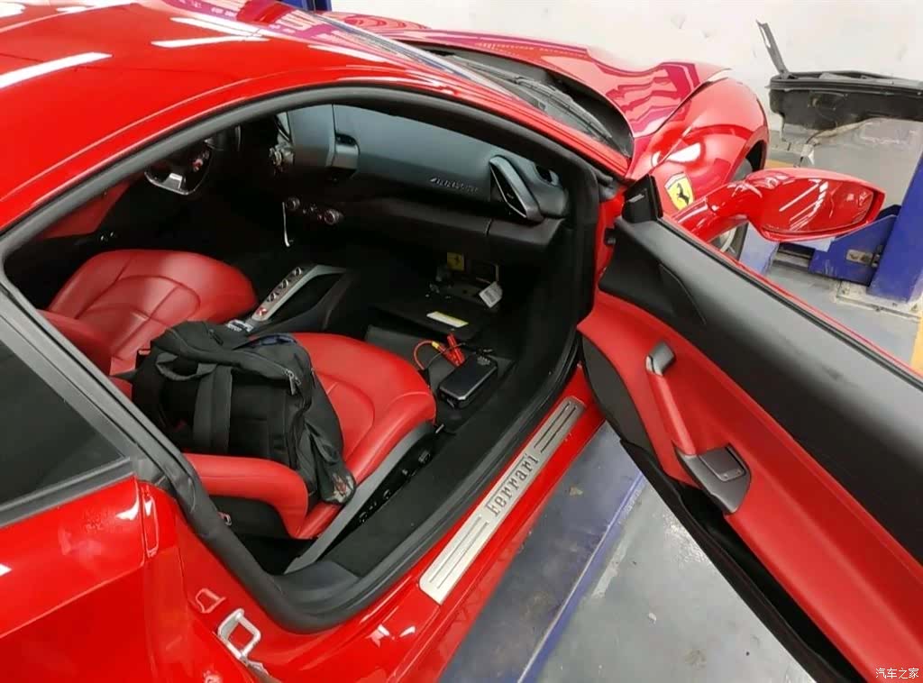 Ferrari 488, 2016 7