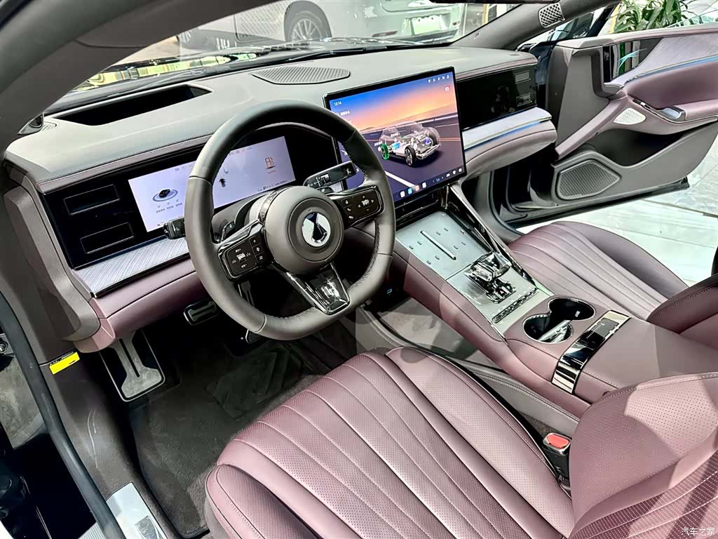 Denza Z9GT, 2025 9