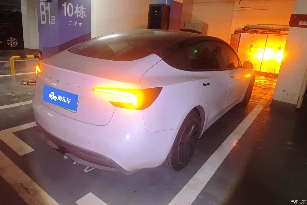Tesla Model 3, 2024 3
