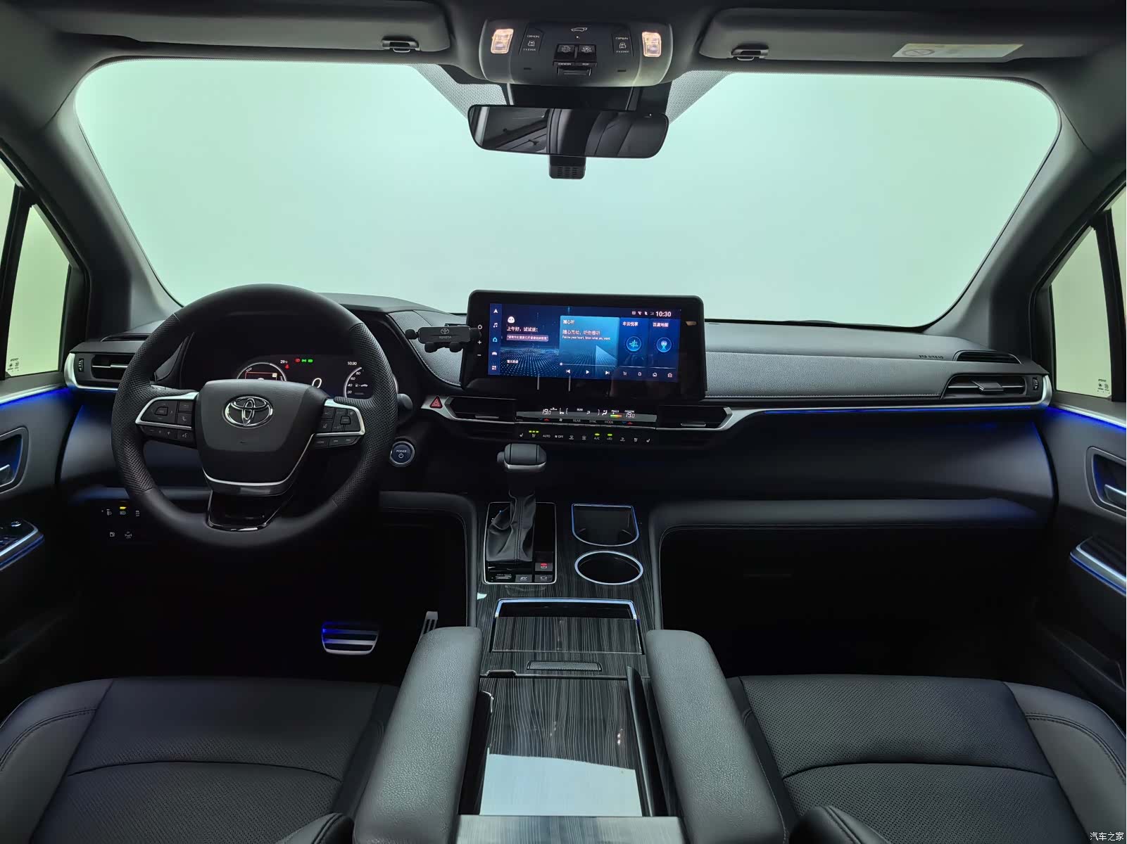 Toyota Sienna, 2024 28
