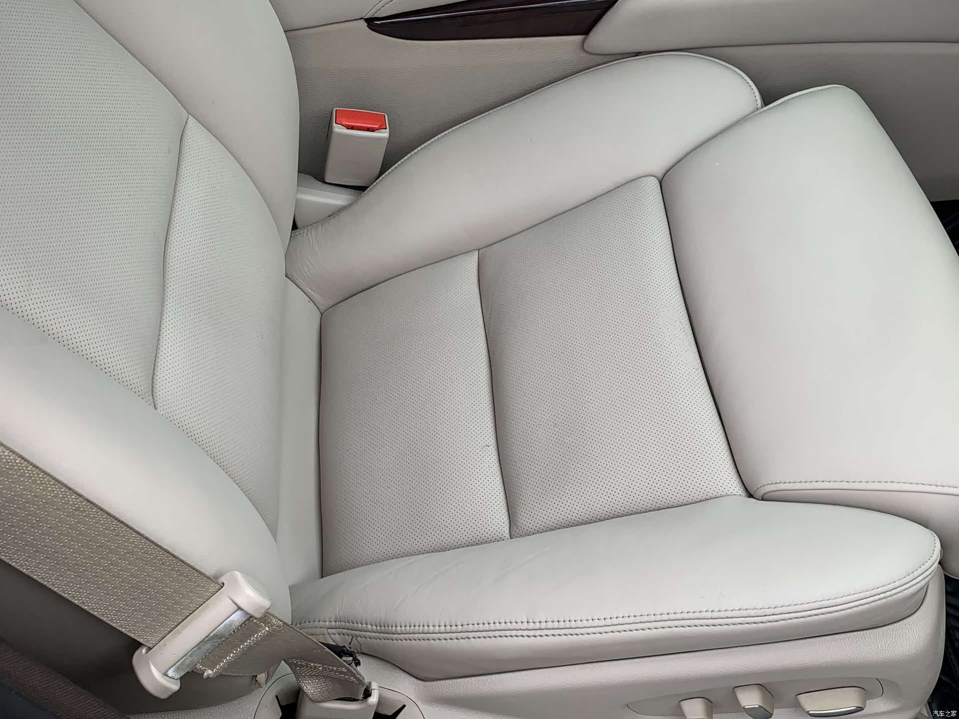 Cadillac XTS, 2014 22