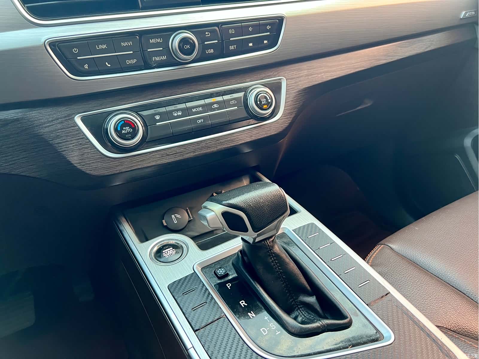 DongFeng X5, 2017 12