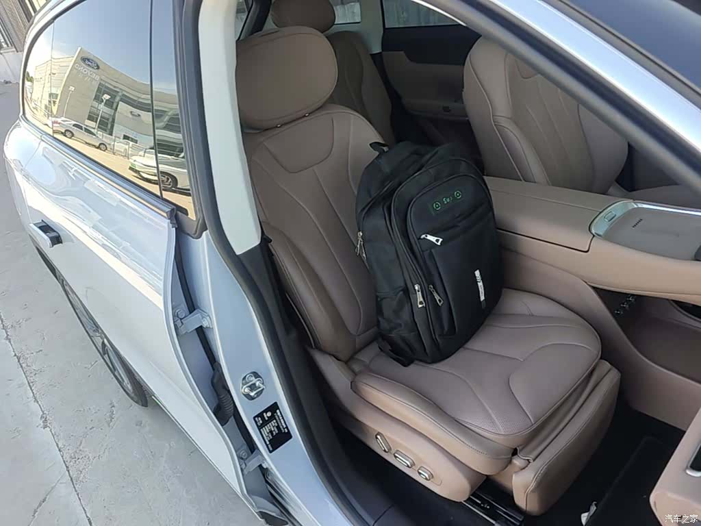 Leapmotor C11, 2025 25