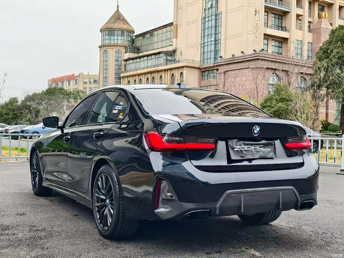 BMW 3 Series, 2023 7