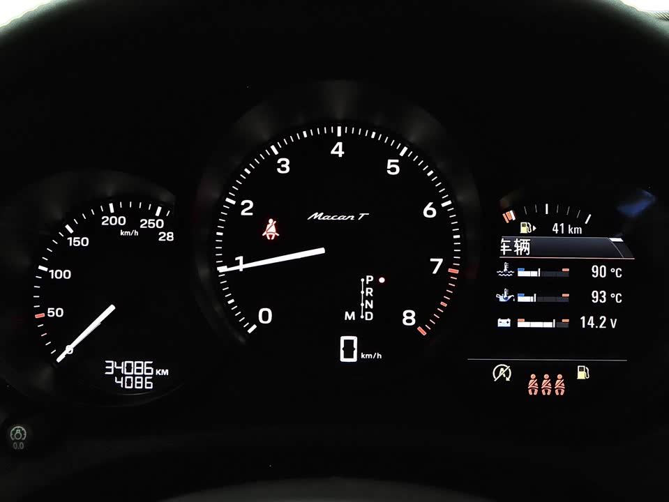 Porsche Macan Porsche Macan