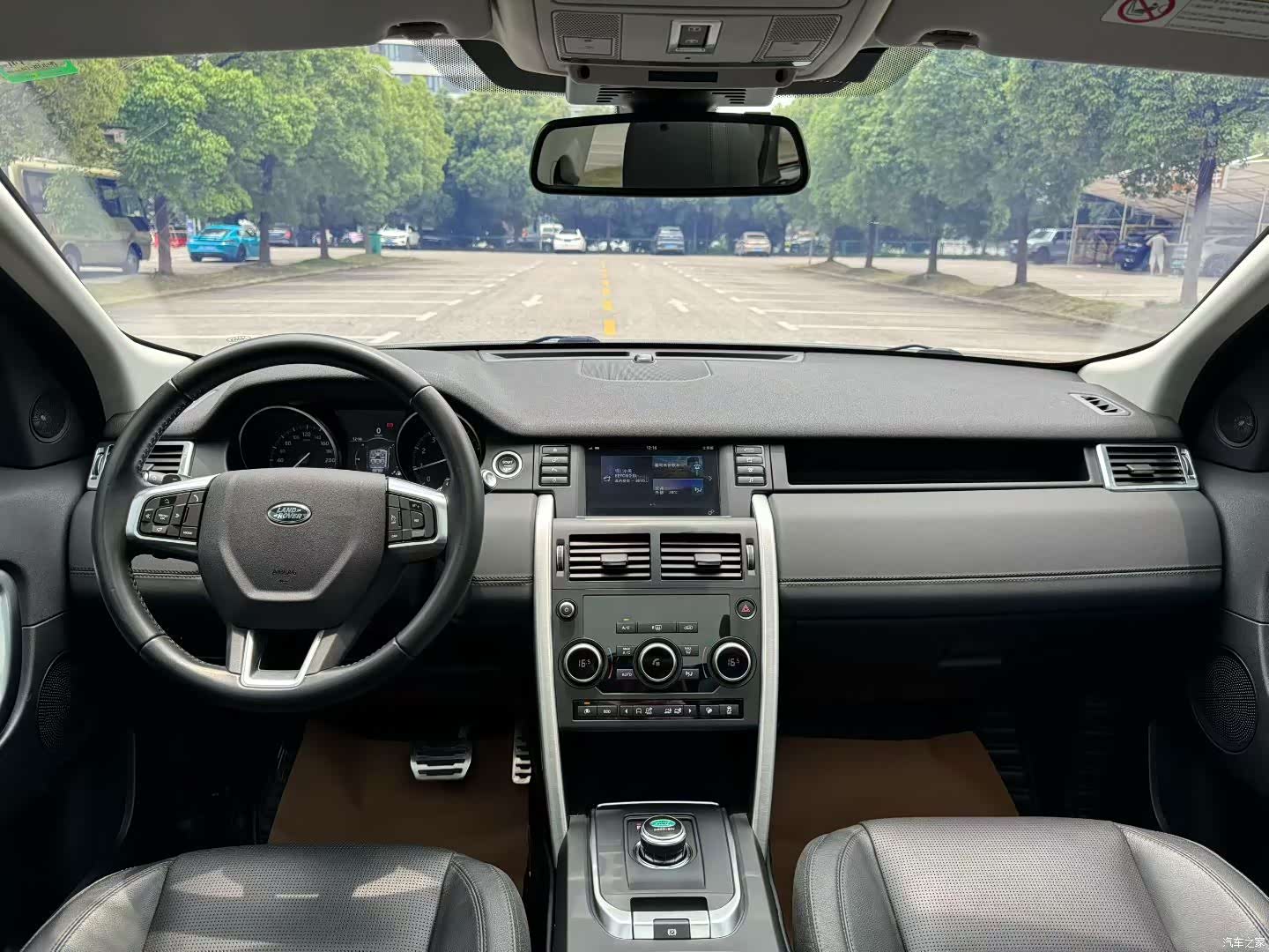 Land Rover Discovery, 2017 3