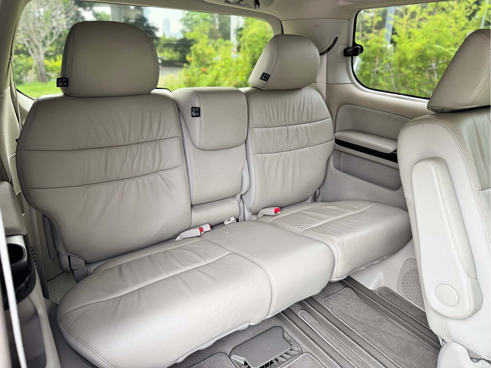 Honda Elysion, 2015 23