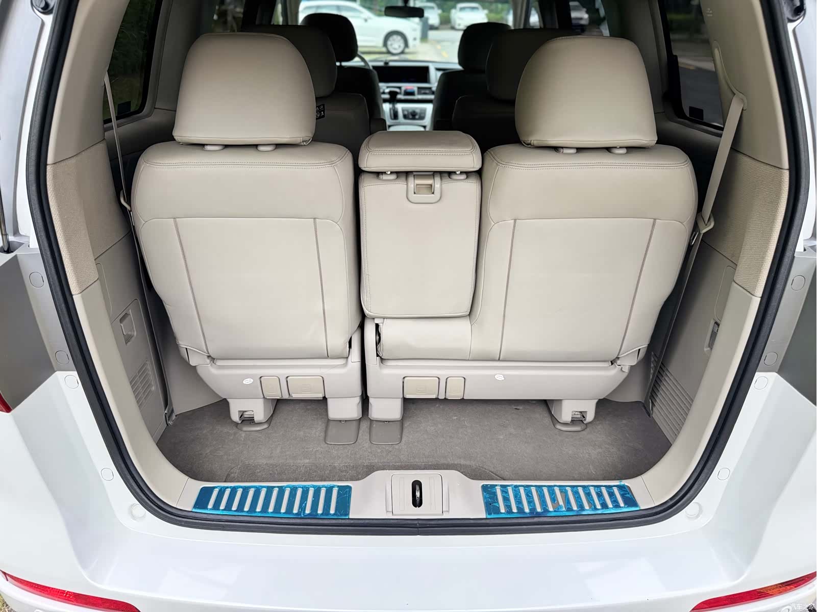 Honda Elysion, 2015 26