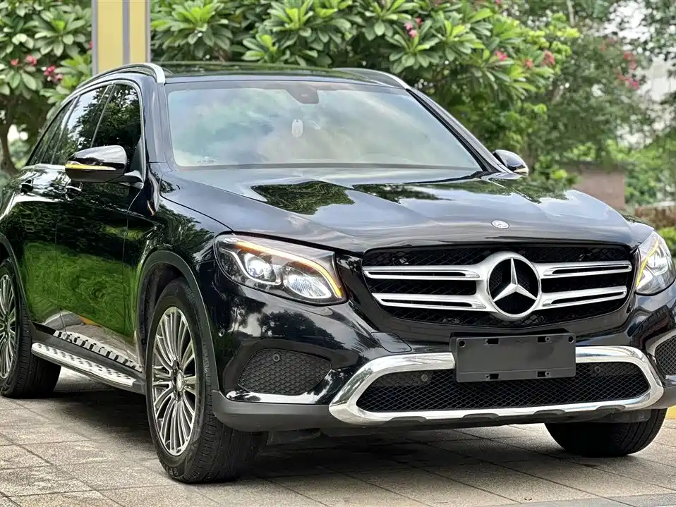 Mercedes-Benz GLC Mercedes-Benz GLC