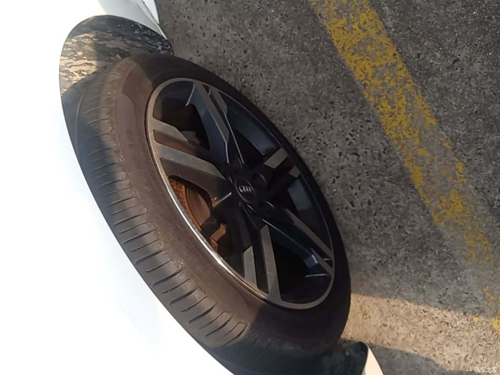Audi A4L, 2020 23