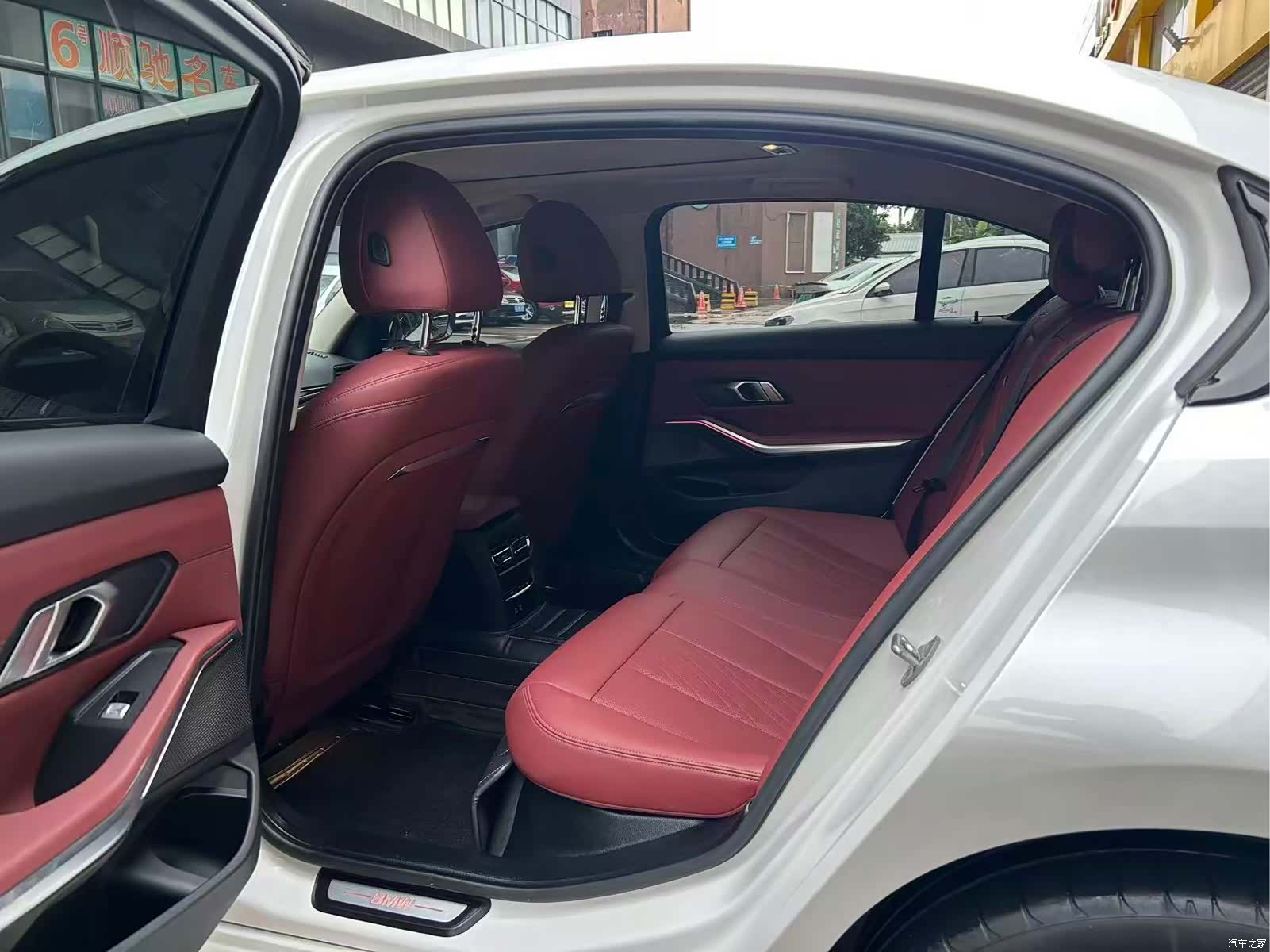 BMW i3, 2025 все фото