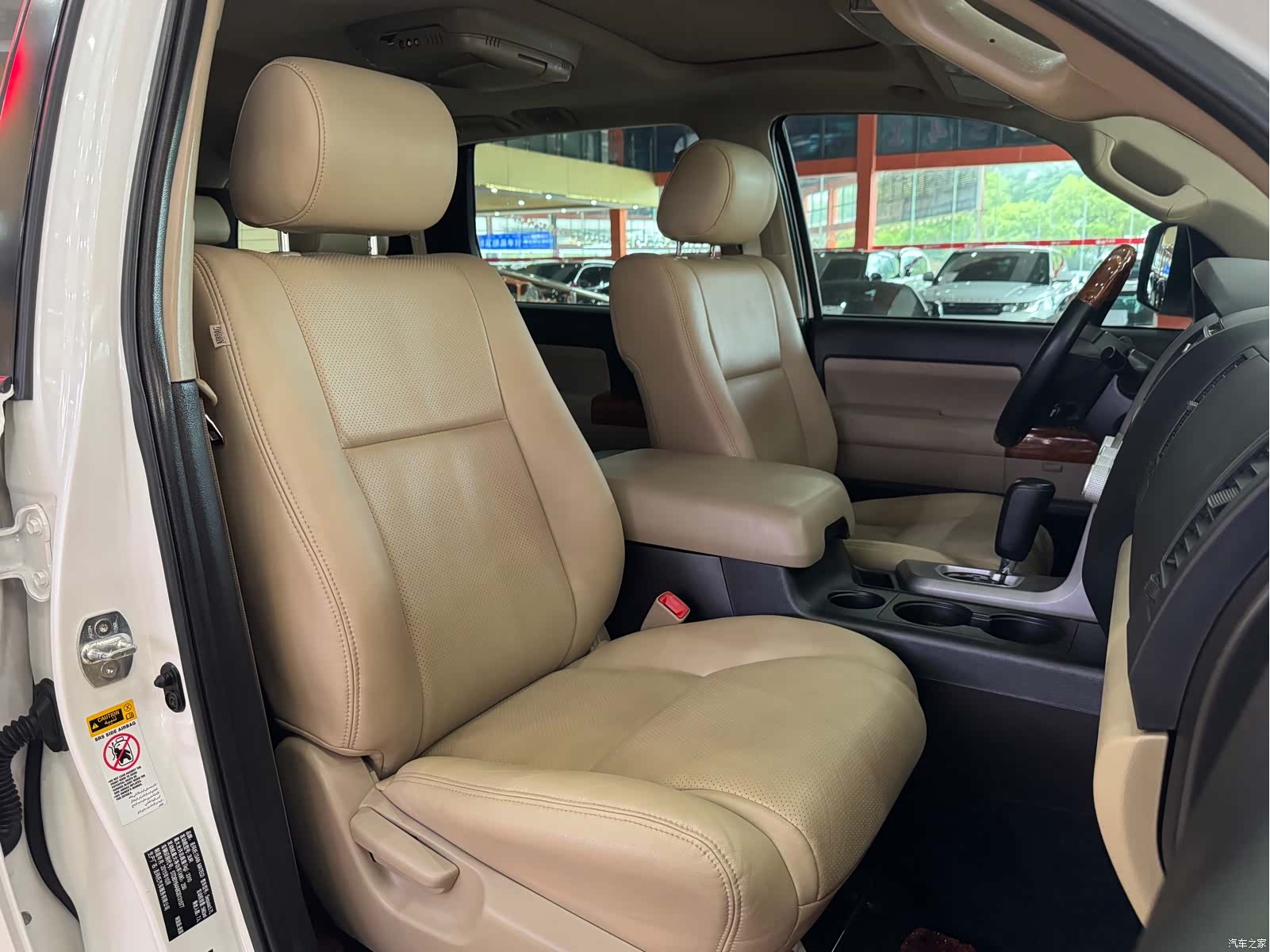 Toyota Sequoia, 2016 14