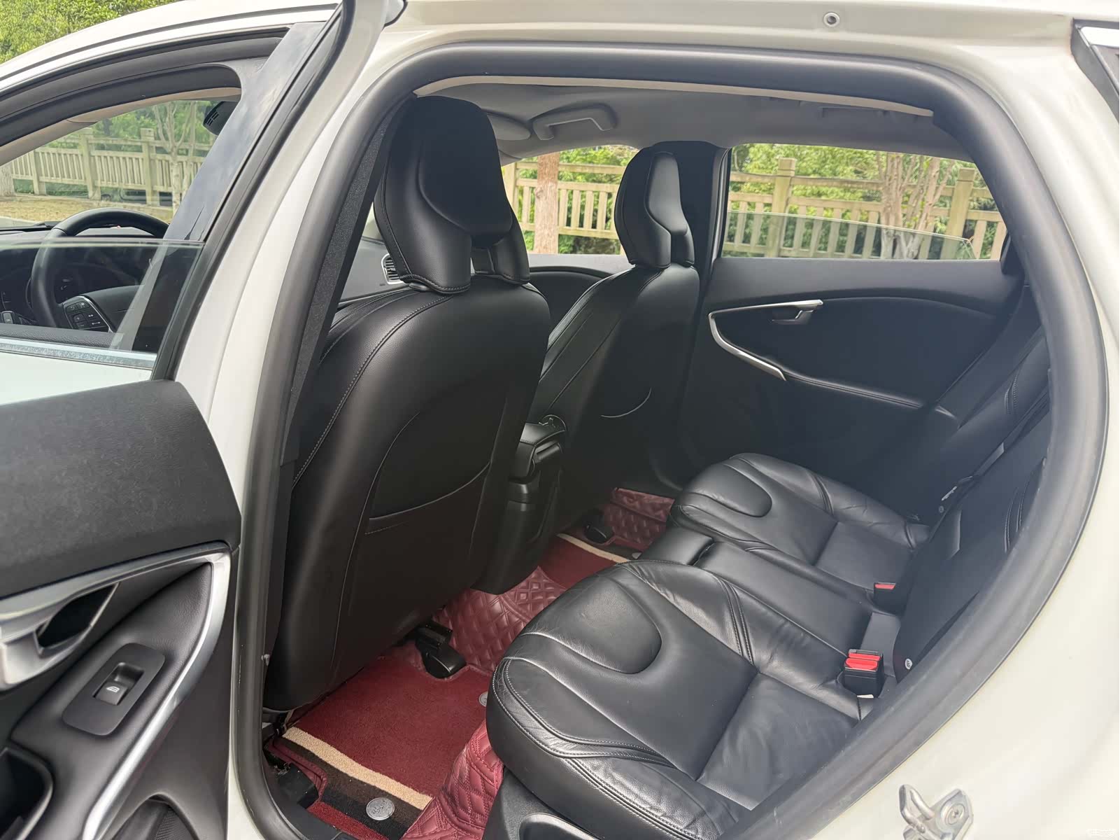 Volvo V40, 2016 11