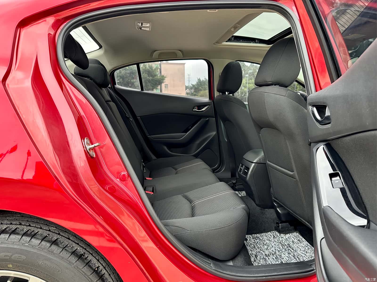 Mazda Mazda3, 2019 17