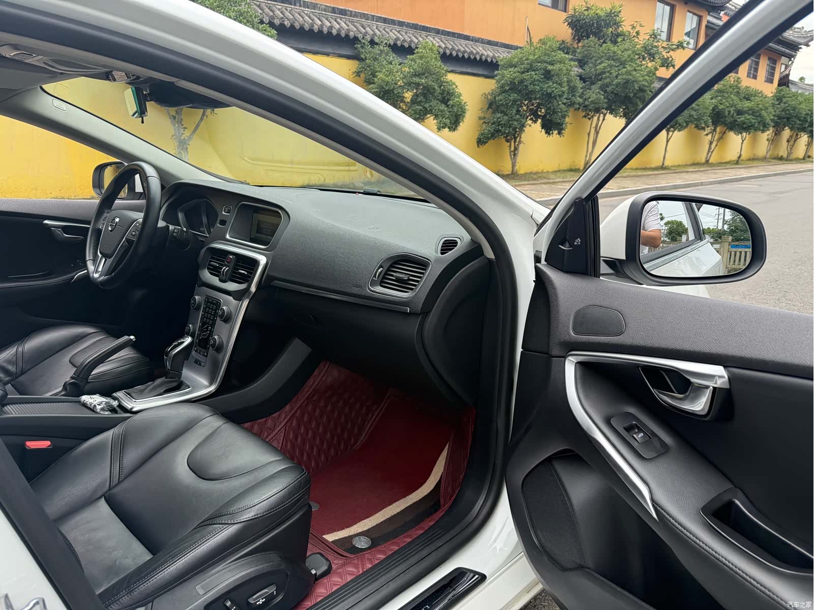 Volvo V40, 2016 13