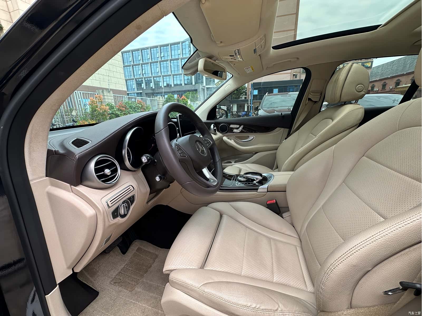 Mercedes-Benz GLC, 2017 3