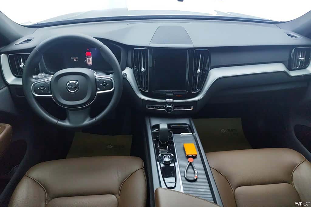 Volvo XC60, 2023 12