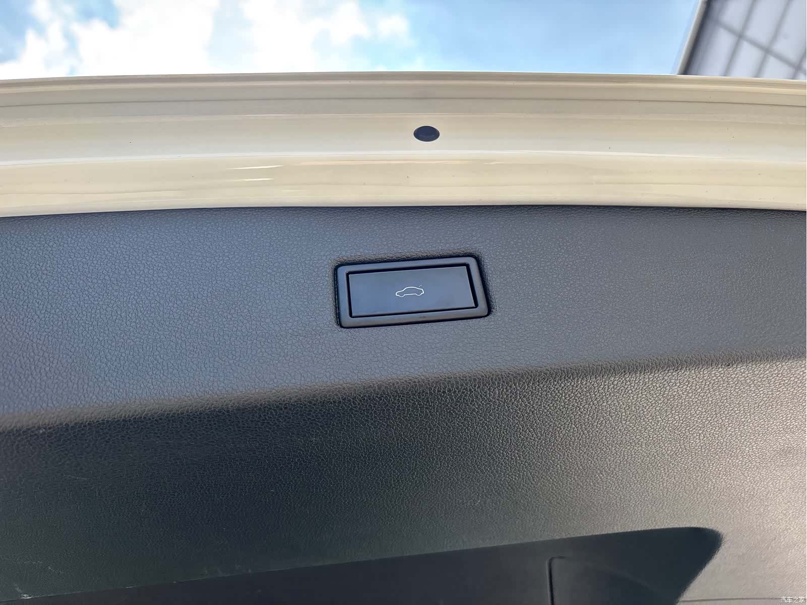 Volkswagen Tiguan, 2019 21