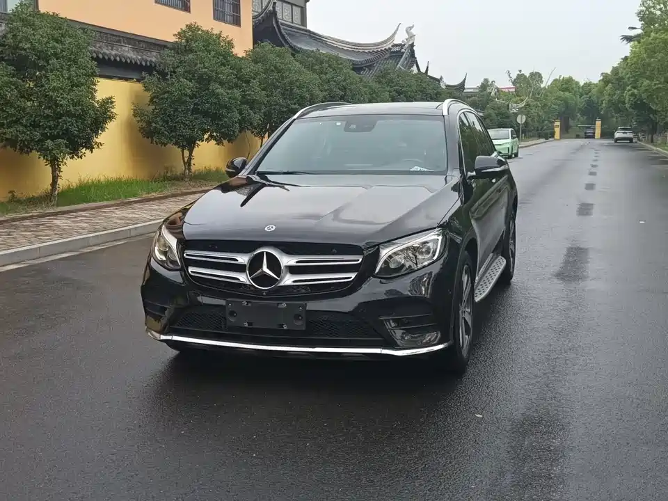 Mercedes-Benz GLC Mercedes-Benz GLC