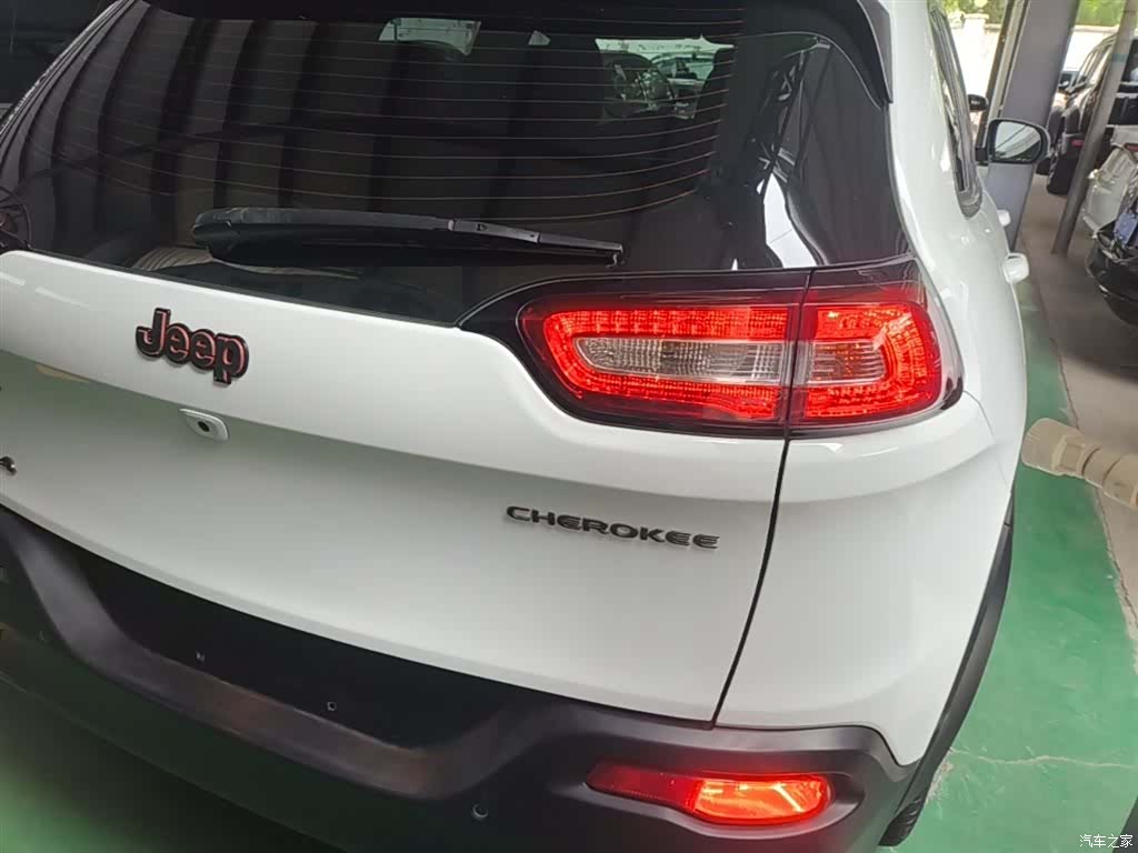 Jeep Cherokee, 2016 7