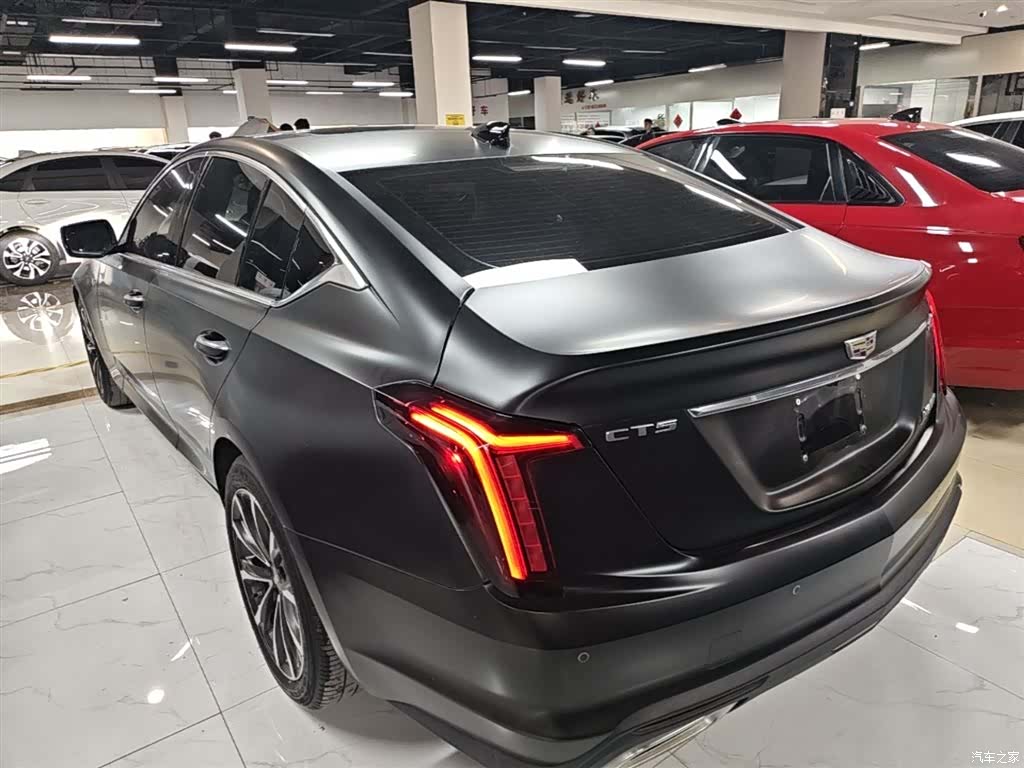 Cadillac CT5, 2023 все фото