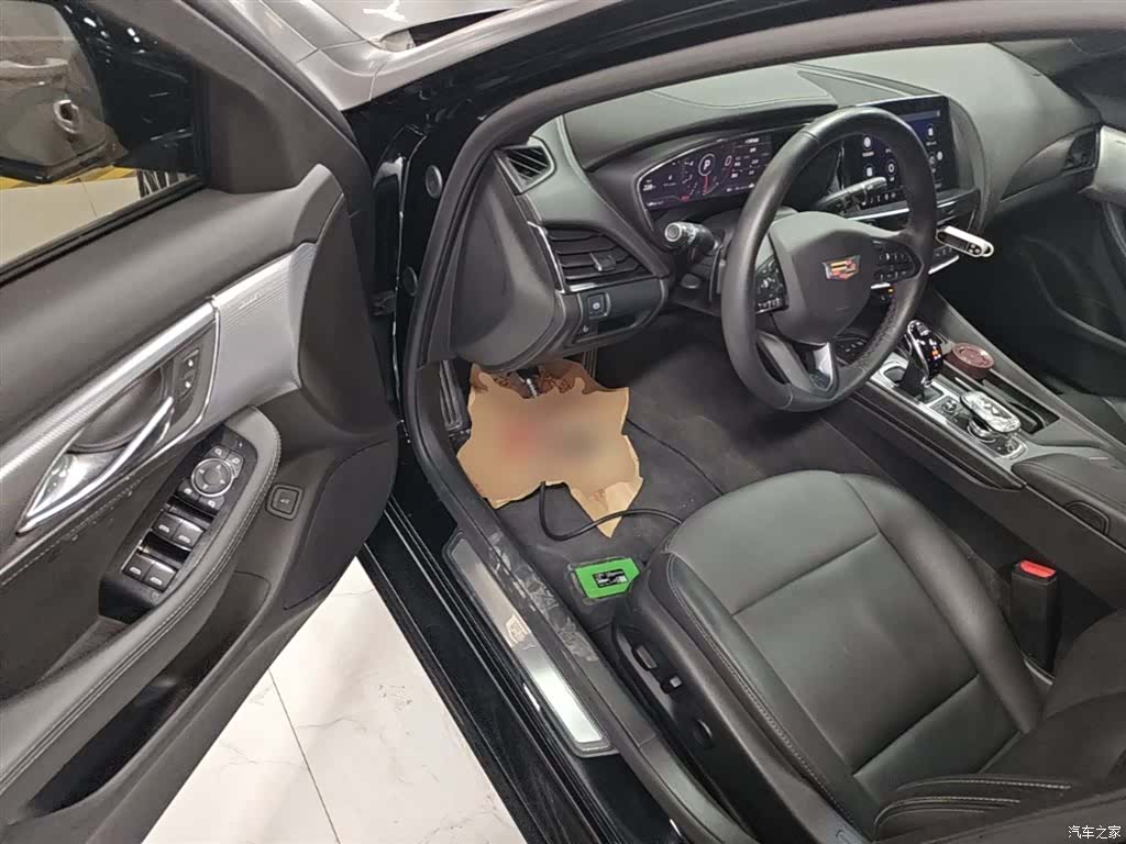 Cadillac CT5, 2023 16