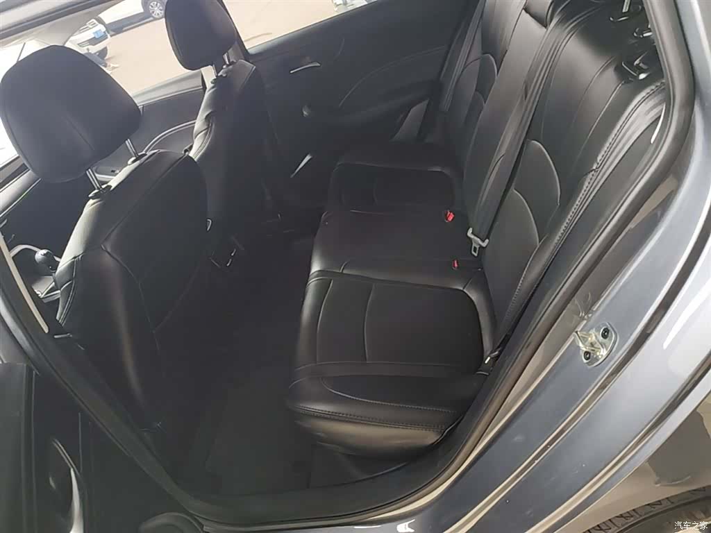 Roewe i5, 2025 17