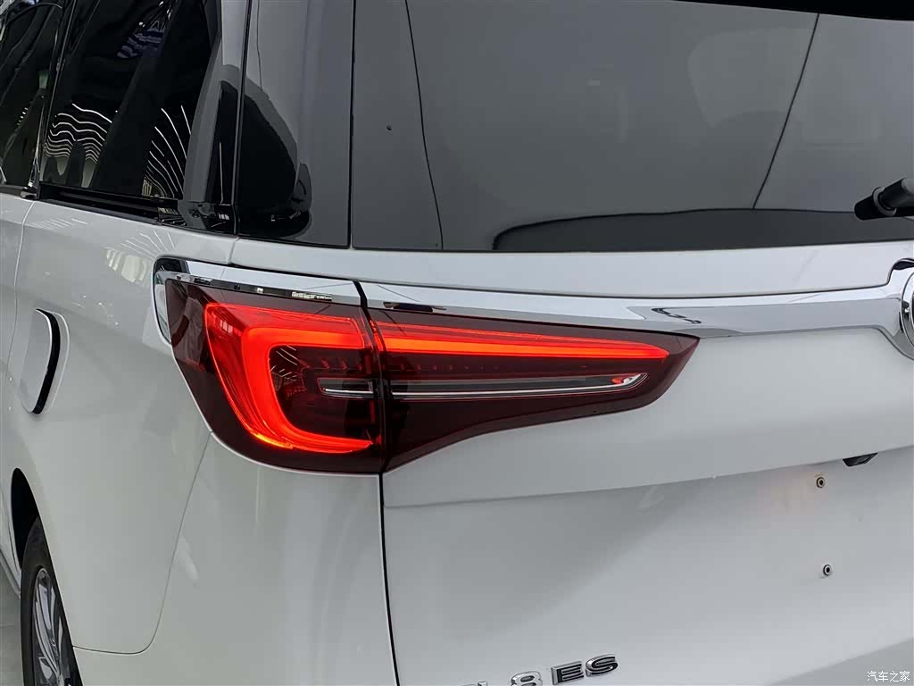 Buick GL8, 2023 12