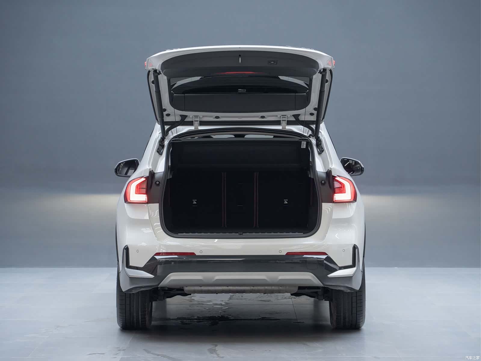 BMW X1, 2023 10