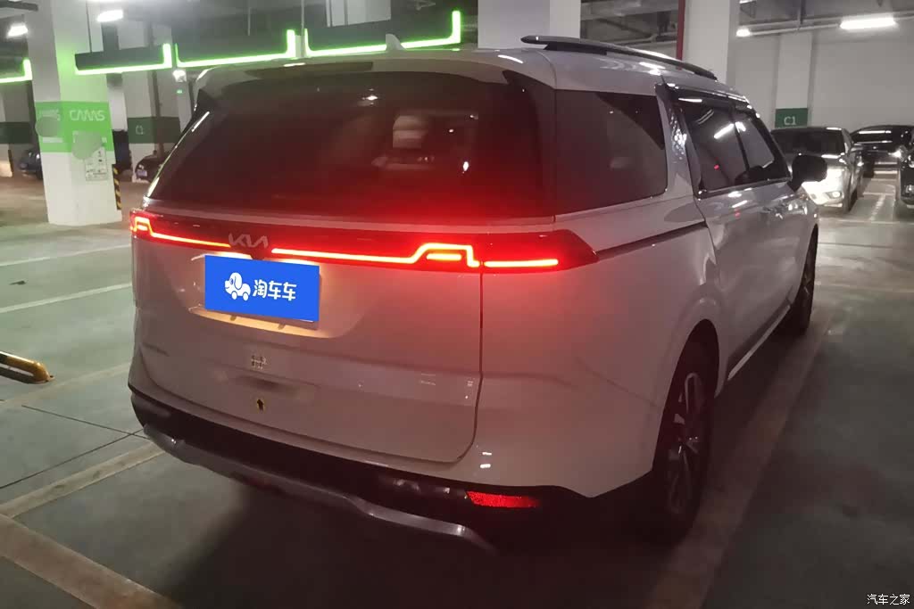 Kia Carnival, 2024 3