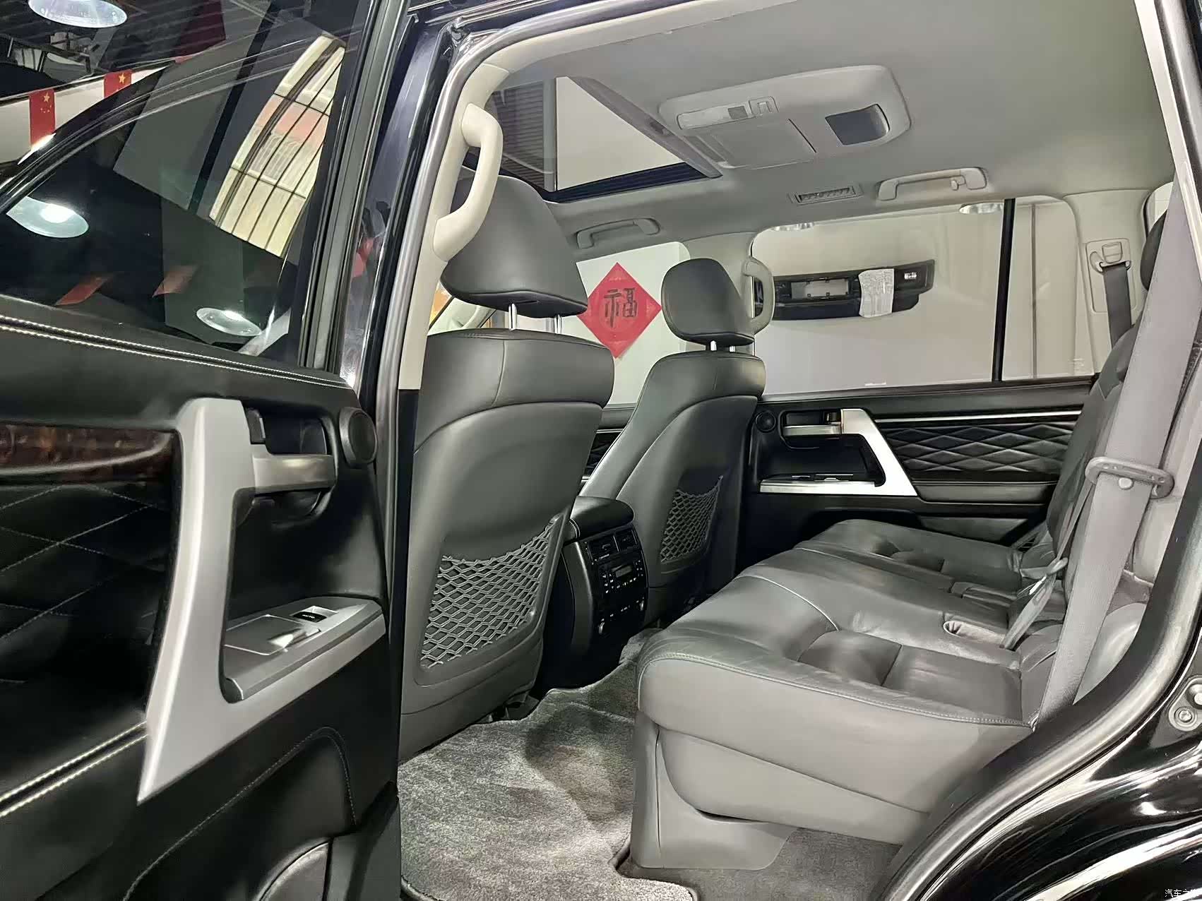 Toyota Land Cruiser, 2009 6