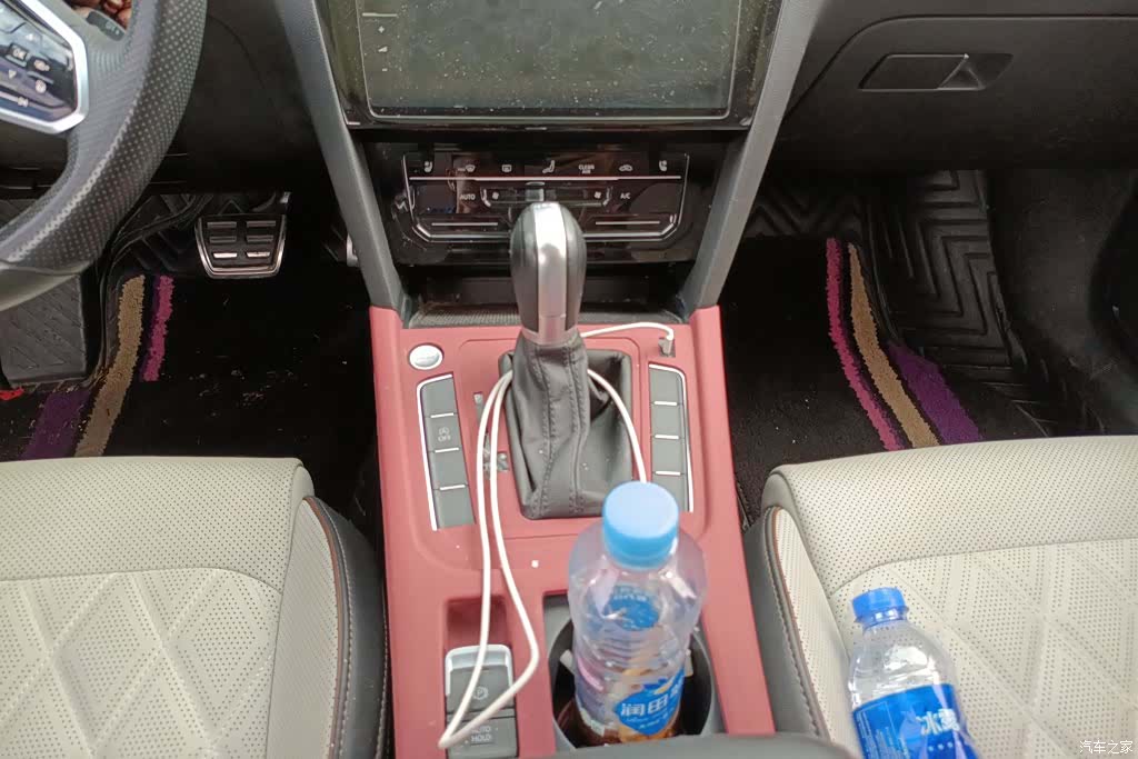Volkswagen Magotan, 2022 16