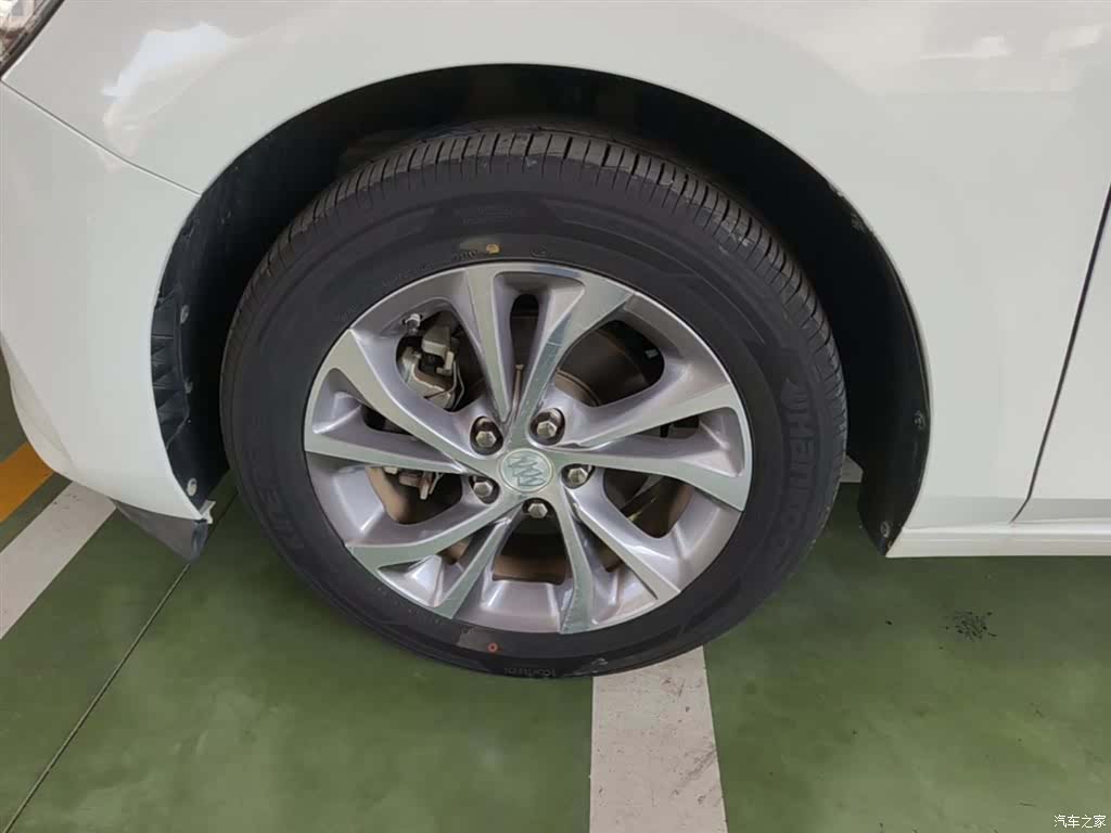 Buick Verano, 2023 23