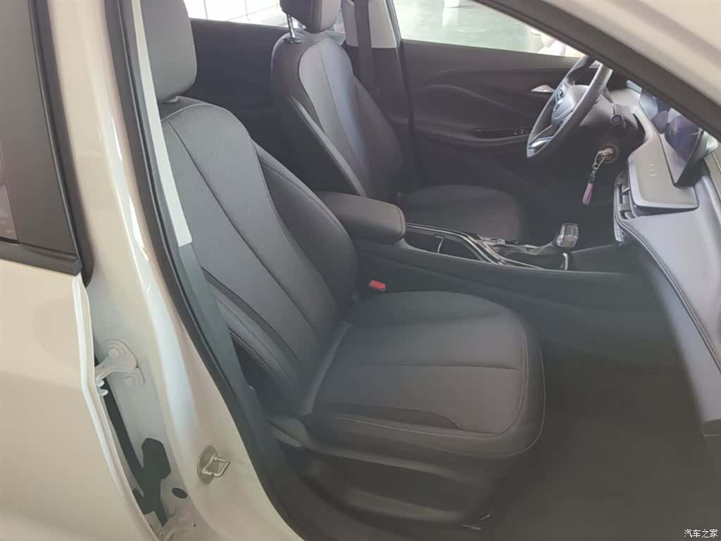 Buick Verano, 2023 25