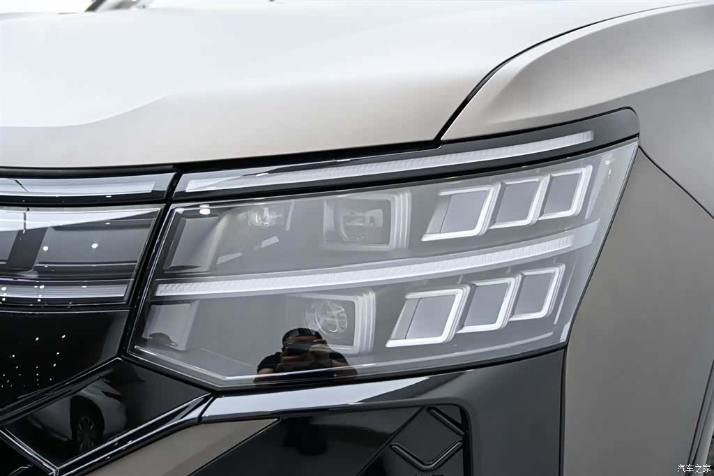 Volkswagen Teramont, 2025 10