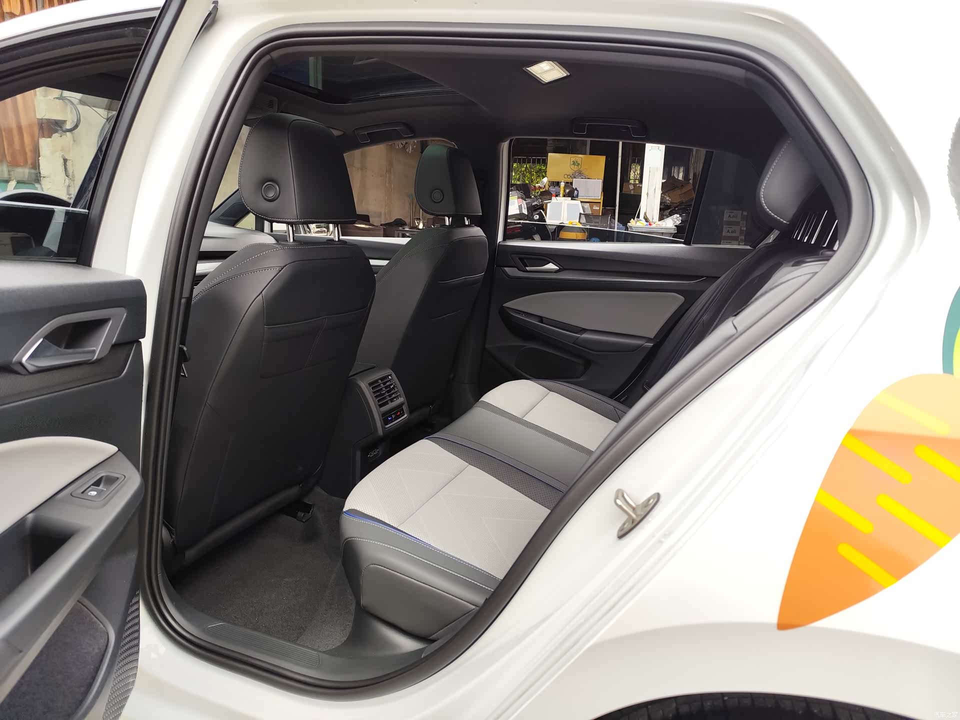 Volkswagen Golf, 2024 11