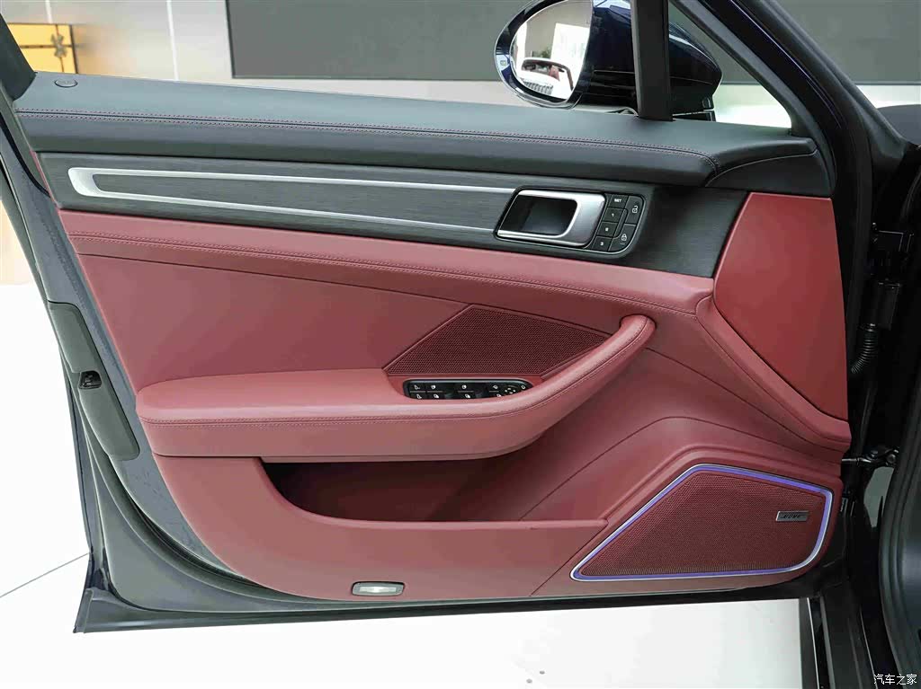 Porsche Panamera, 2023 15