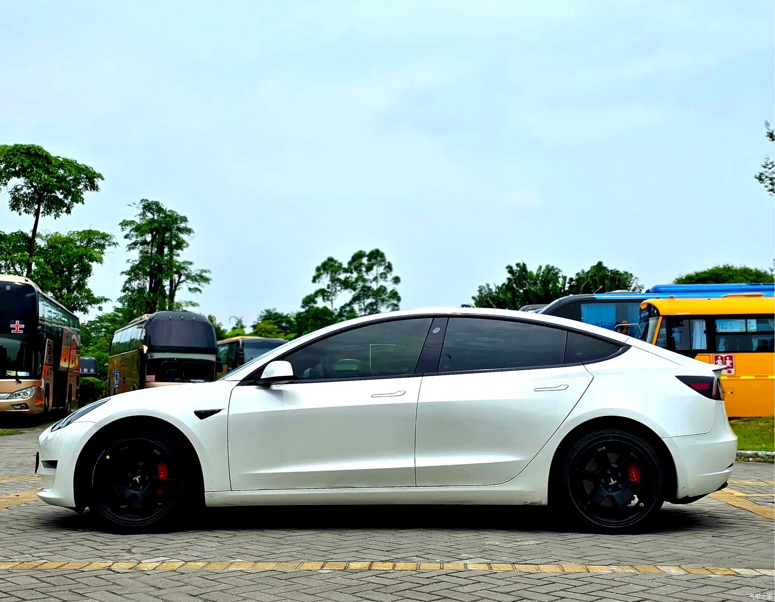 Tesla Model 3, 2019 4