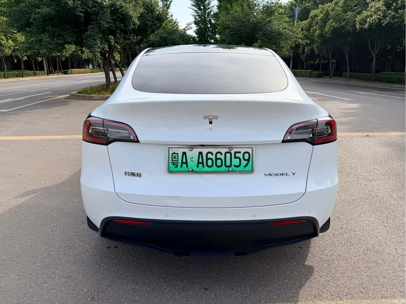 Tesla Model Y, 2022 9