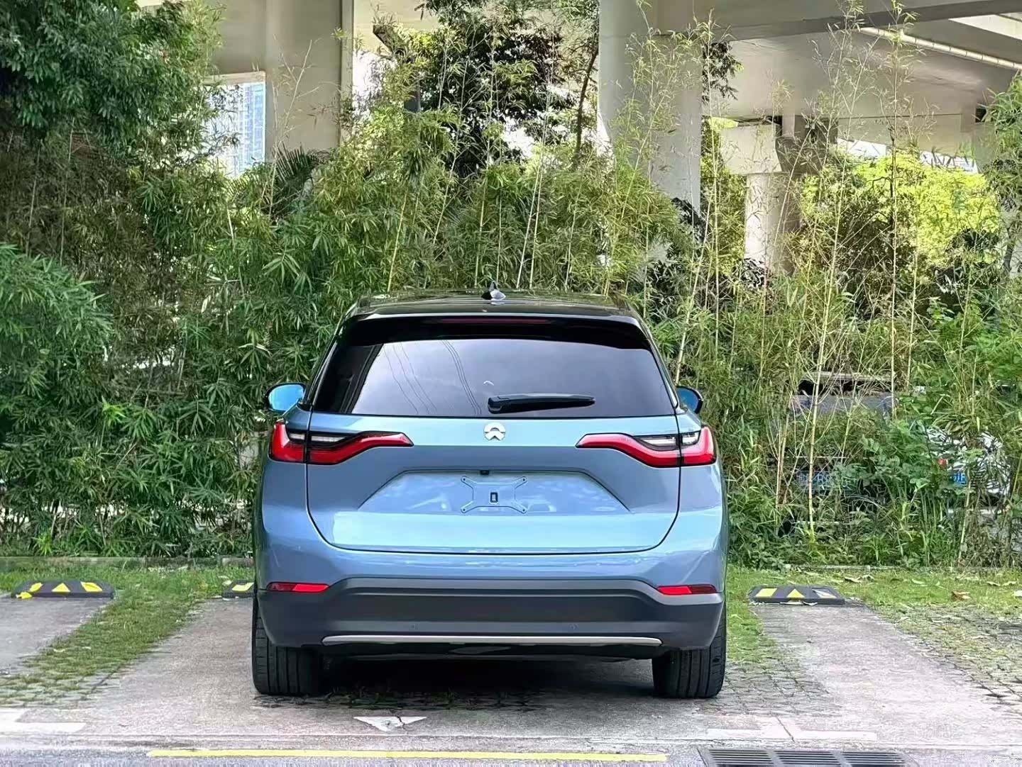 NIO ES8, 2019 4
