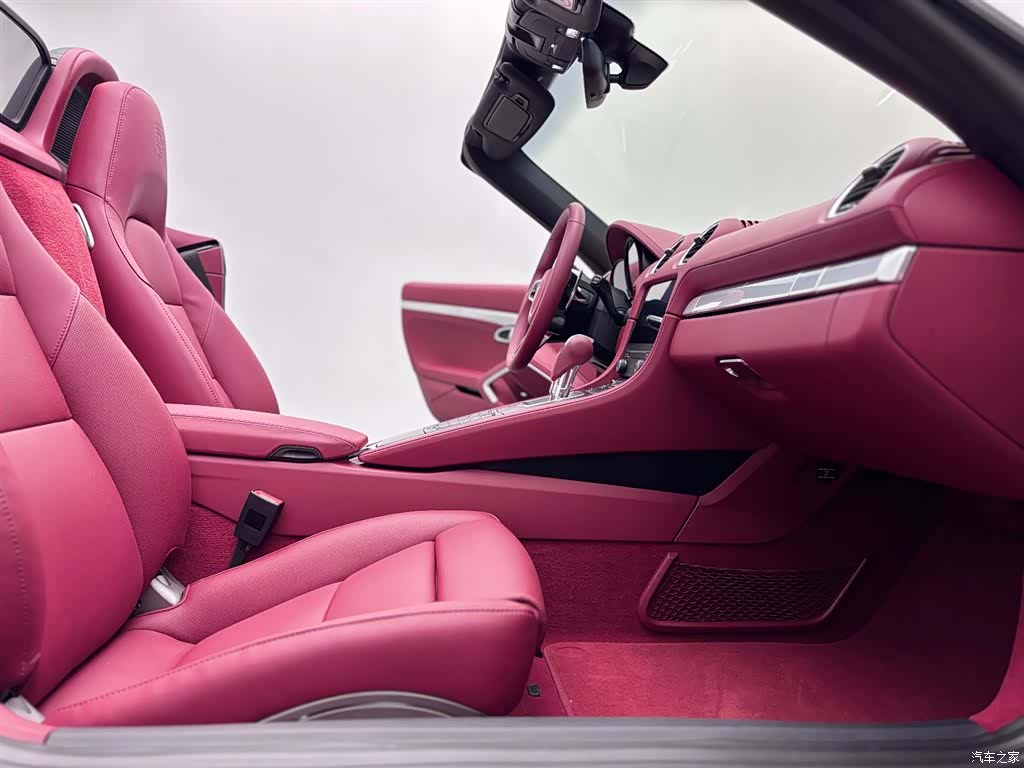 Porsche Boxster, 2026 15