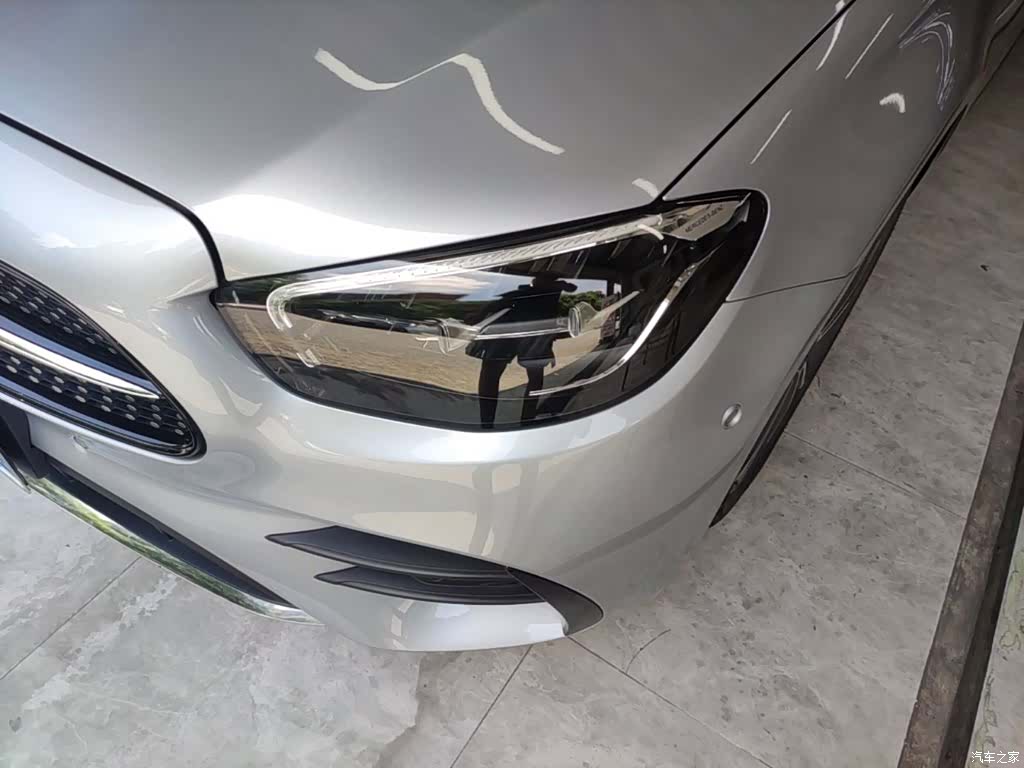 Mercedes-Benz E-Class, 2022 24