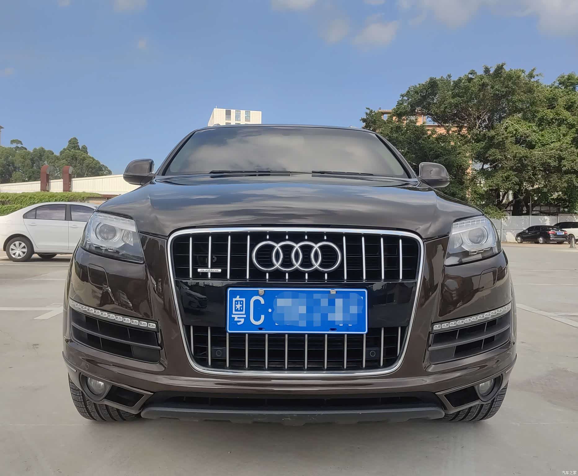 Audi Q7, 2012 7