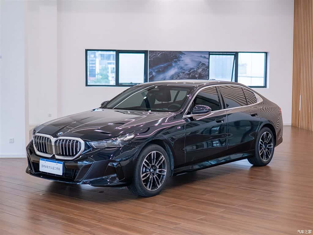 BMW 5 Series, 2024 2