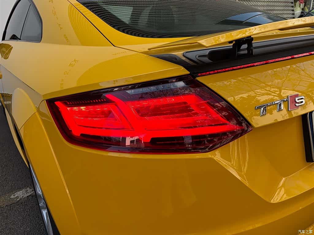Audi TT, 2017 24