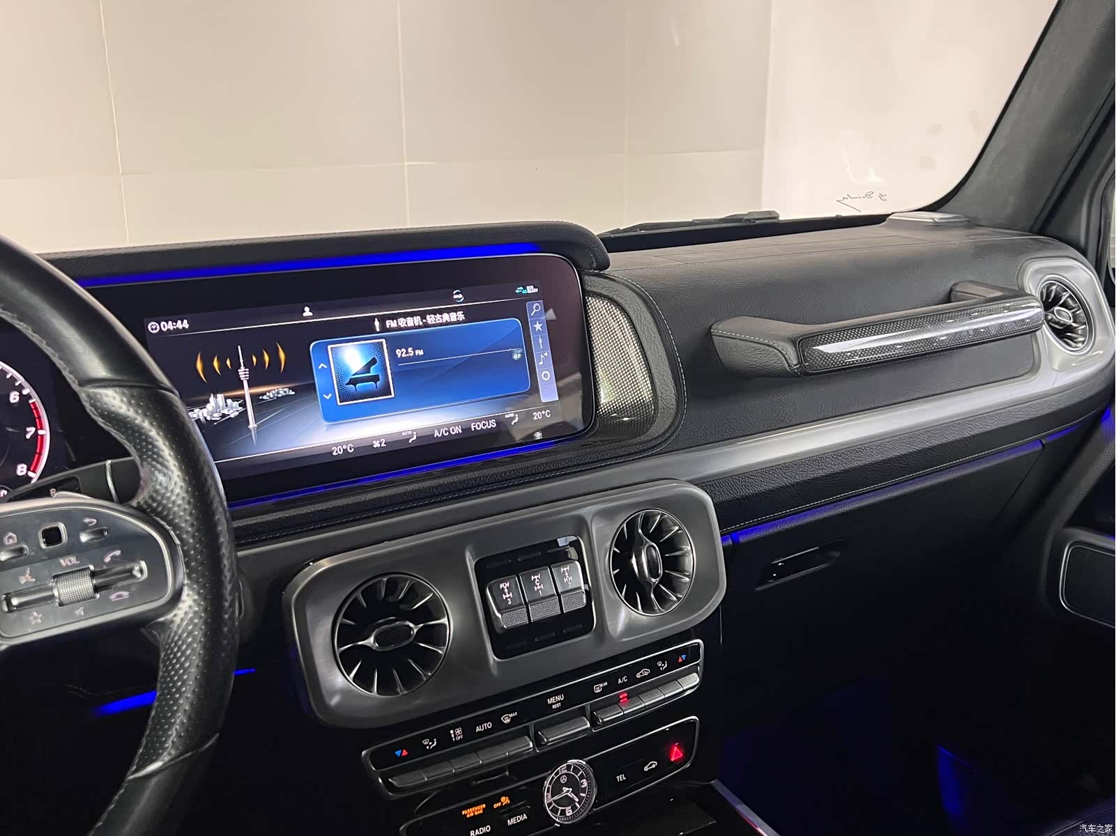 Mercedes-Benz G-Class, 2019 13