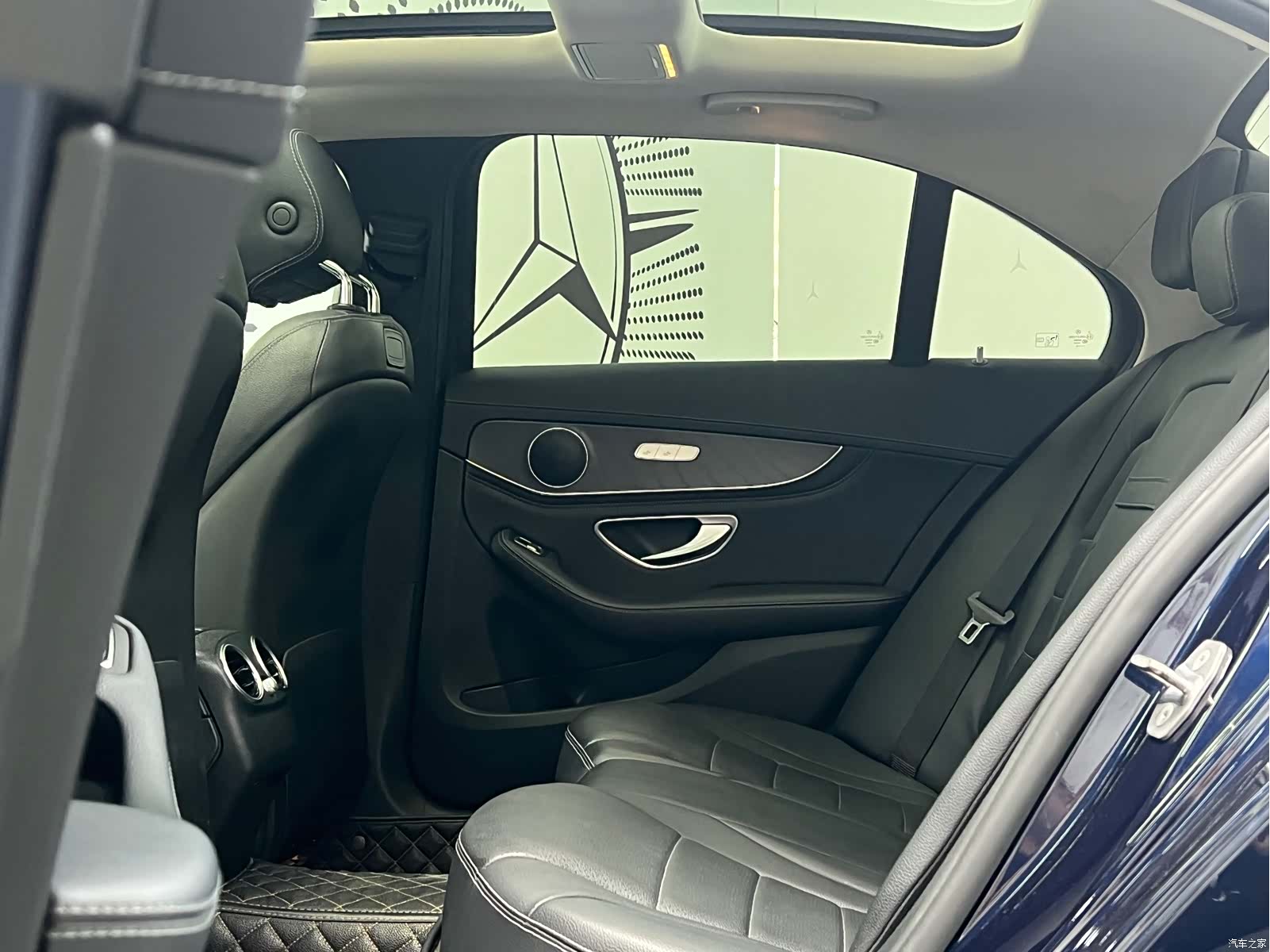 Mercedes-Benz C-Class, 2018 10