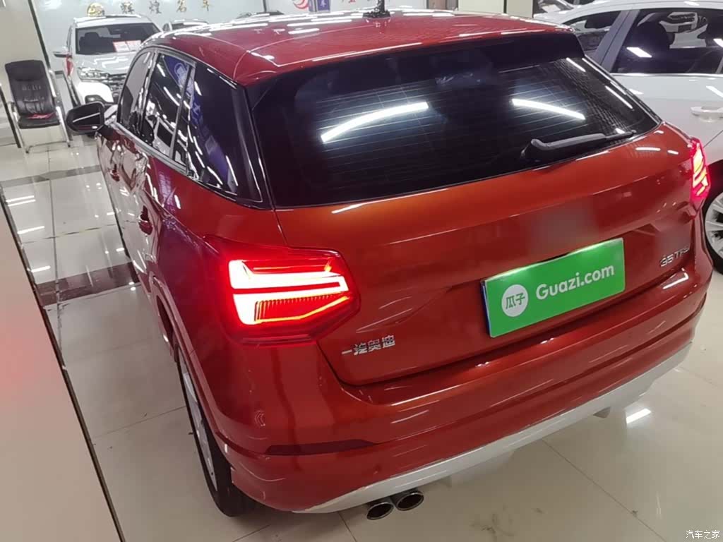 Audi Q2L, 2018 все фото
